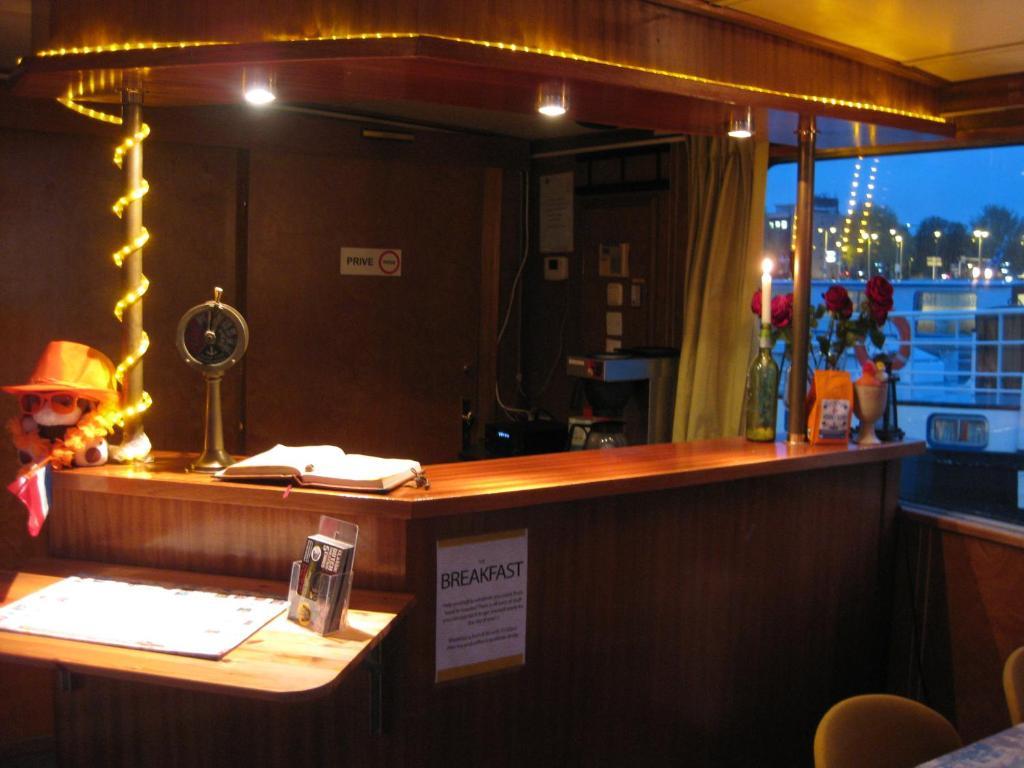 Passengership Avanti Amsterdam Esterno foto