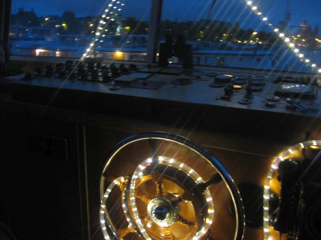 Passengership Avanti Amsterdam Esterno foto